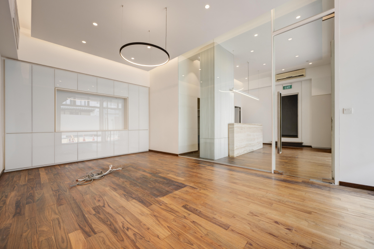 office suites for rent on Club Street. Singapore commercial property agent Dave Lee 97226361. www.shophouseoffice.com