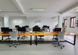 Renovated office in CBD for rent. Contact Dave Lee 97226361. Commercial property agent in Singapore. Founder of shophouseoffice.com
