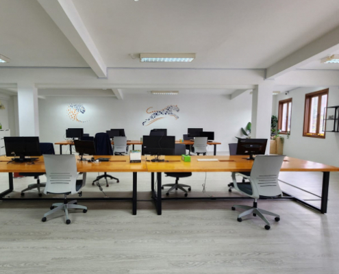 Renovated office in CBD for rent. Contact Dave Lee 97226361. Commercial property agent in Singapore. Founder of shophouseoffice.com