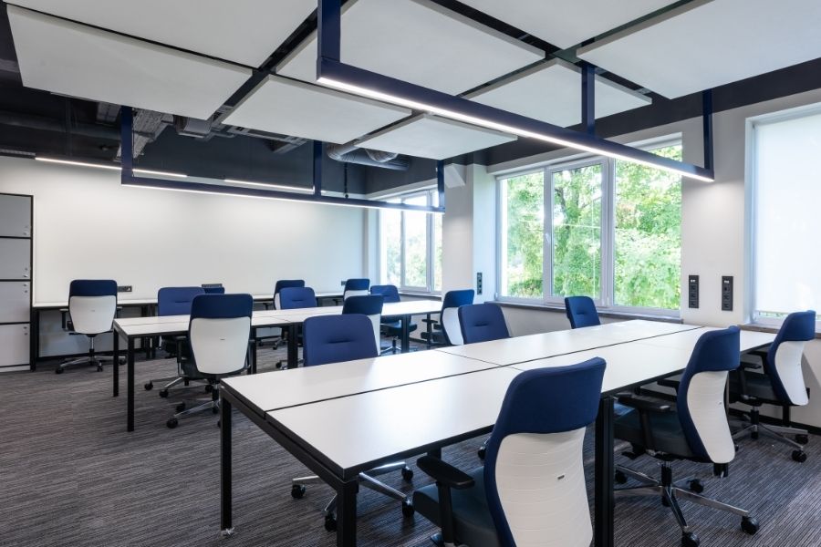 the pros and cons of open-plan offices